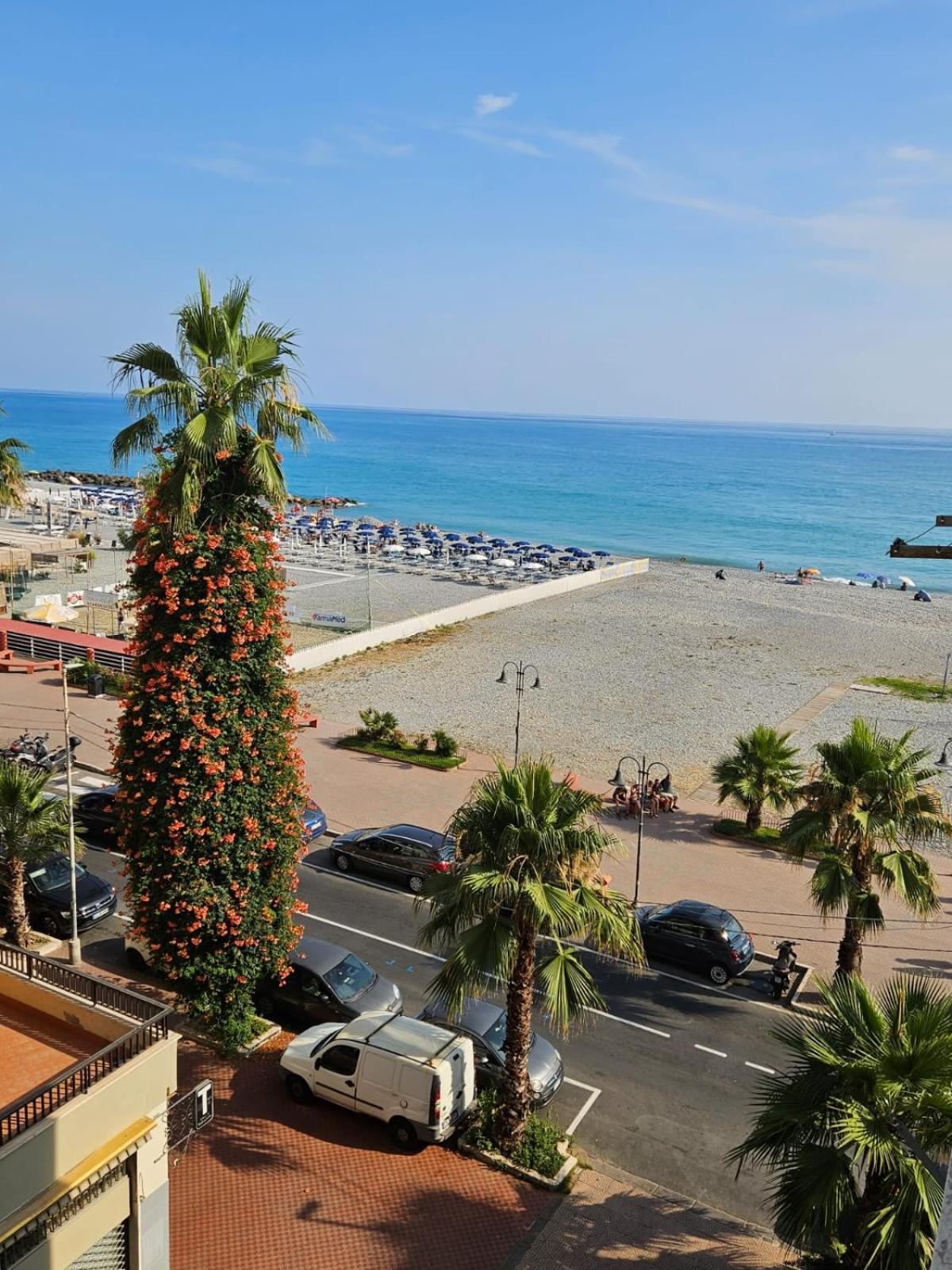 Апартаменты Casa Al Mare Angela Вентимилья Экстерьер фото